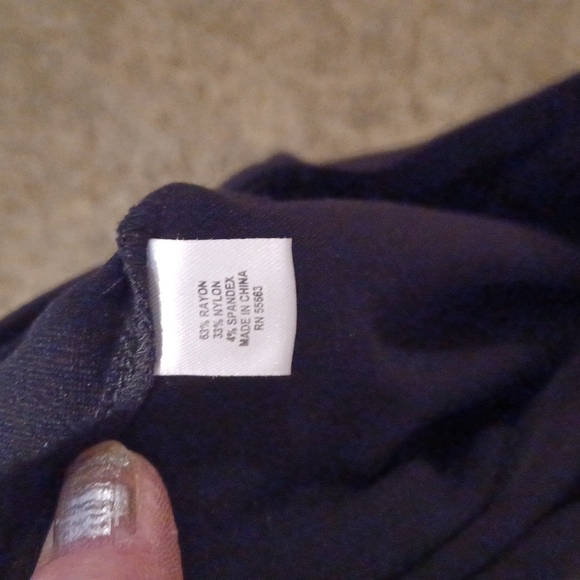 Black capris - Picture 6 of 6